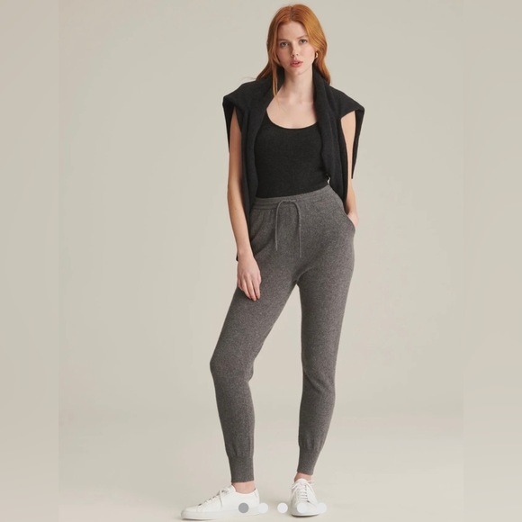 The Off-Duty Cashmere Jogger - Luxury Lounge Pants From Sustainable Mongolian Cashmere